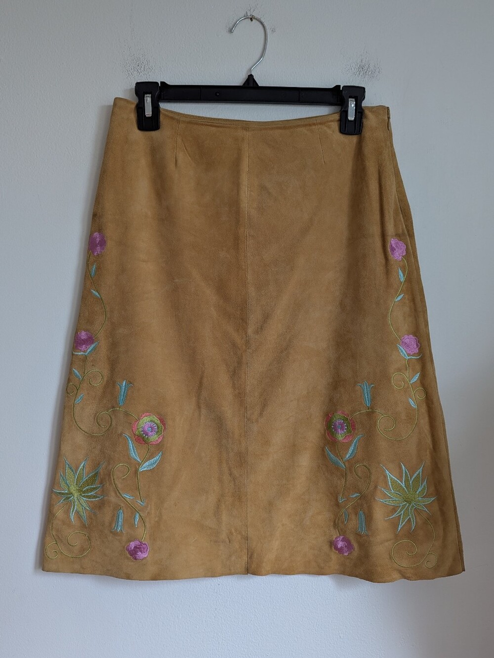 Vintage Rem Garson Tan Genuine Suede Floral Embroidered A-Line Skirt 70s Western